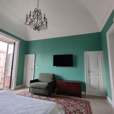 Finestre In Piazza Apartment Catania Exterior photo